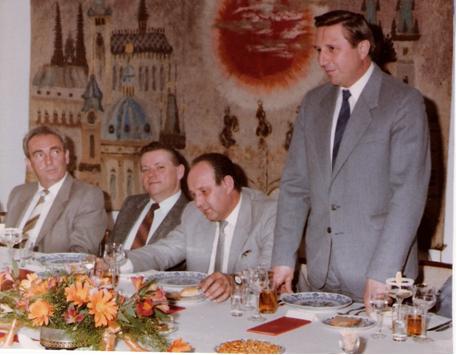 R. Hegenbart na poradě vedení MV. Hovoří náměstek ministra listopad 1989